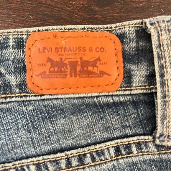 LEVI’S classic 365 Bermuda shorts - size 2/26 - Picture 6 of 8